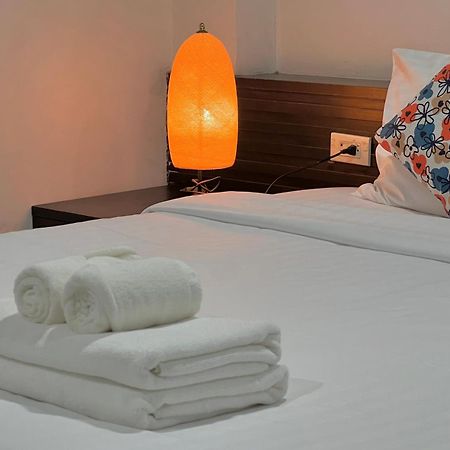 De Nawarat Chiangmai Boutique Apartment Chiang Mai Luaran gambar