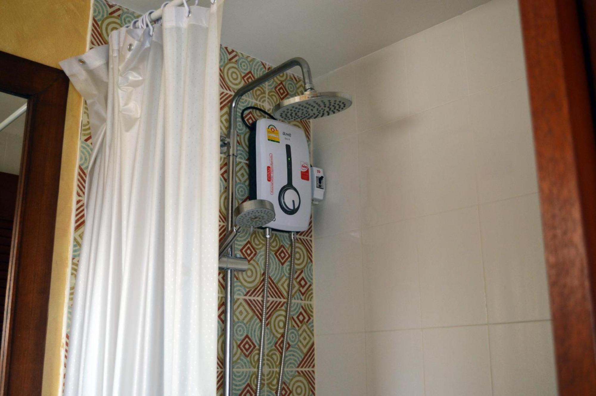 De Nawarat Chiangmai Boutique Apartment Chiang Mai Luaran gambar