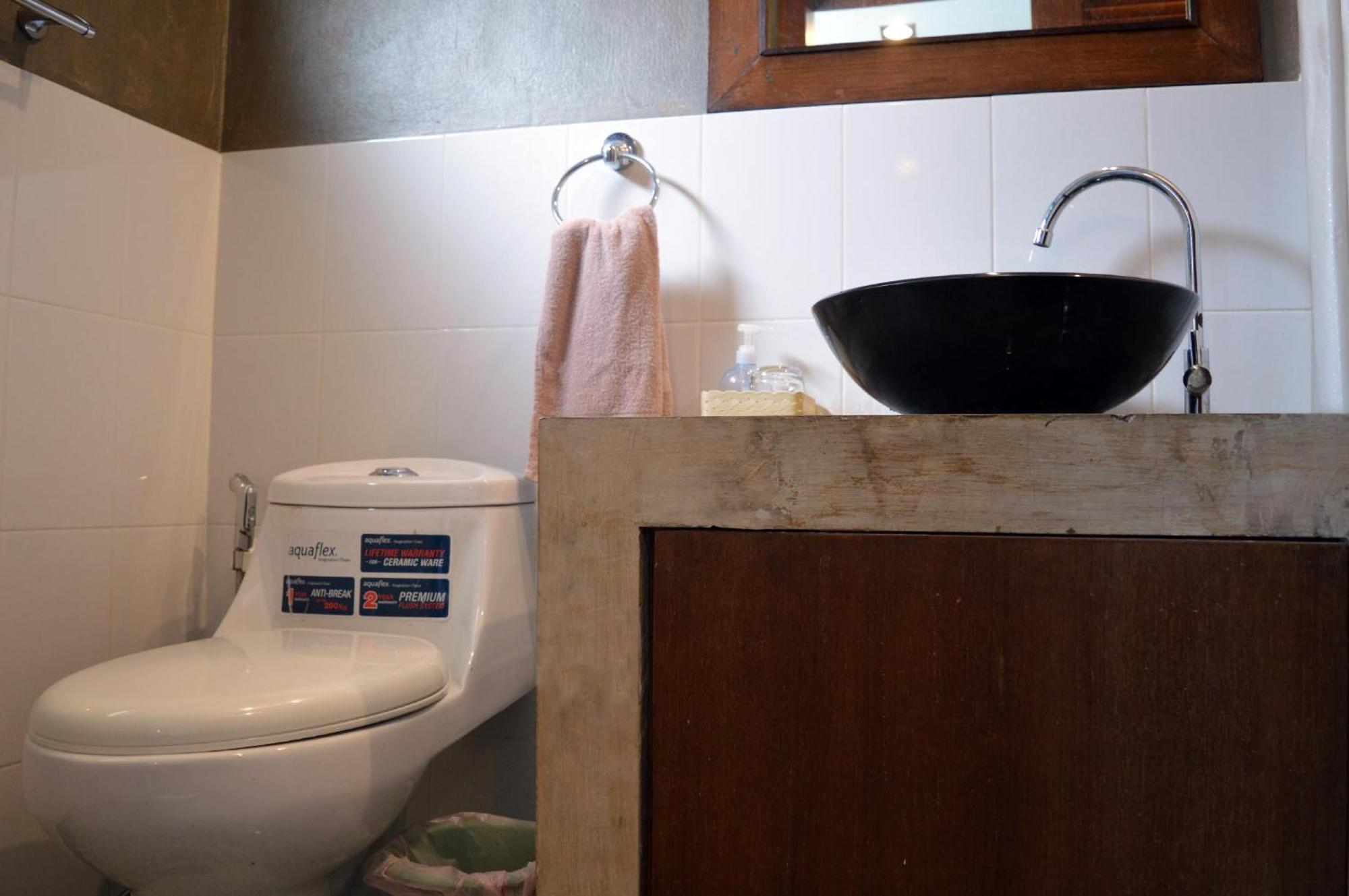 De Nawarat Chiangmai Boutique Apartment Chiang Mai Luaran gambar